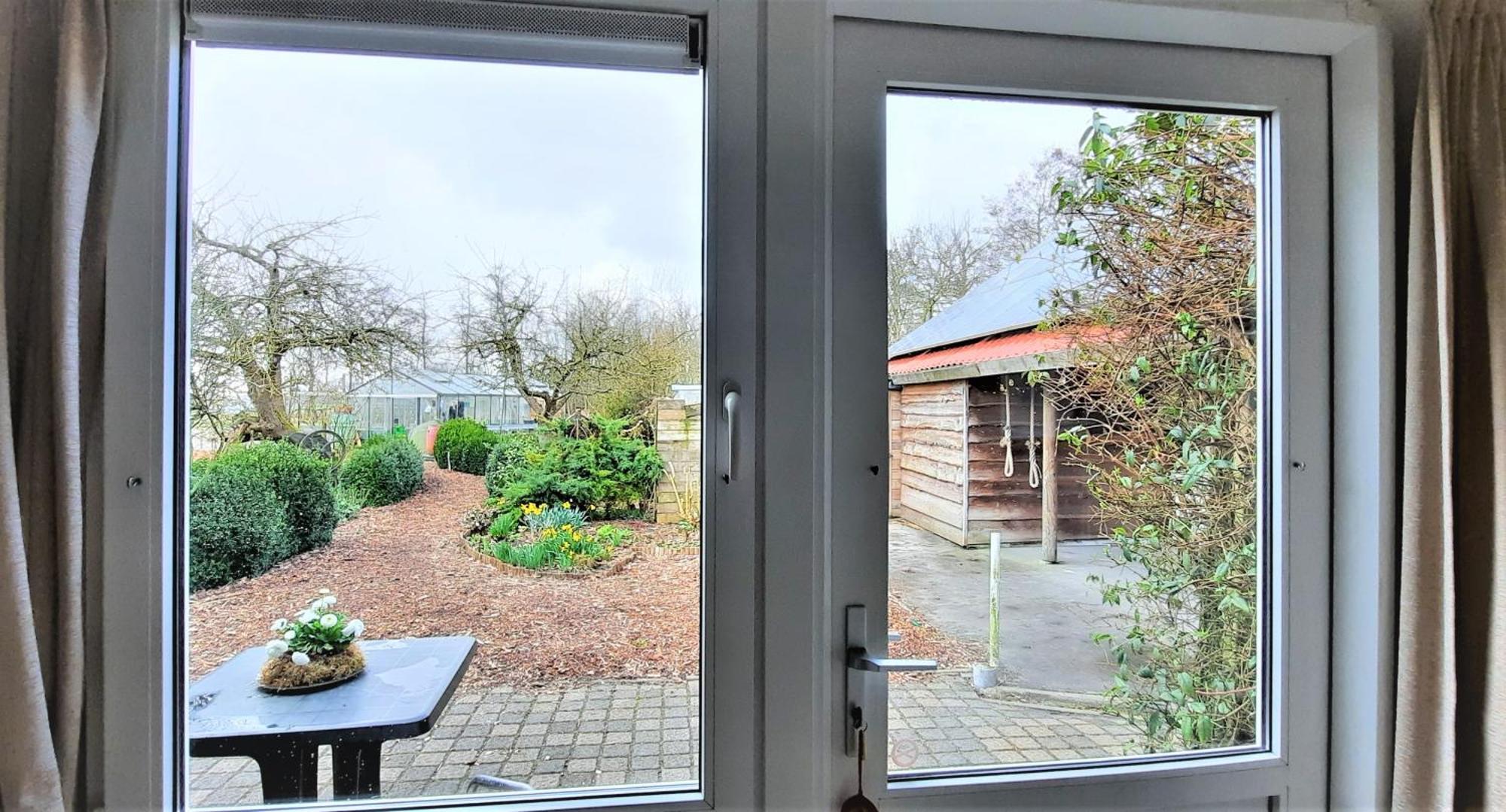 Appartement 2 Met Terras Aan De Tuin Van Op De Roemte Baflo Ngoại thất bức ảnh