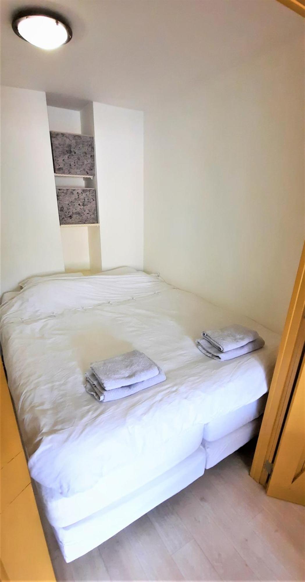 Appartement 2 Met Terras Aan De Tuin Van Op De Roemte Baflo Ngoại thất bức ảnh